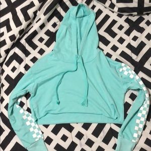 Blue checkerboard sleeve cropped hoodie